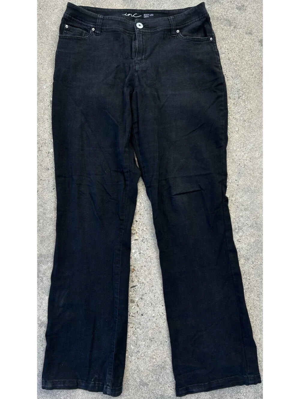 INC Regular Fit Boot Leg curvy Black Denim Jeans Women's 8 Silver Tag